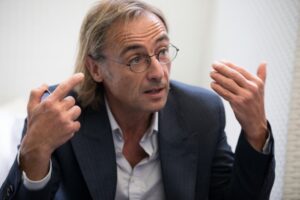 Professeur Johannes Ziegler